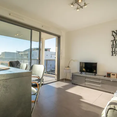 Rive Gauche By Interhome * Fréjus