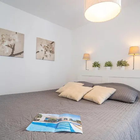 Rive Gauche By Interhome Apartamento Fréjus