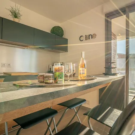 Rive Gauche By Interhome Lejlighed Fréjus