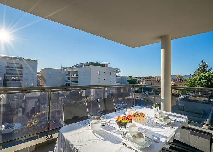 Rive Gauche By Interhome Frejus