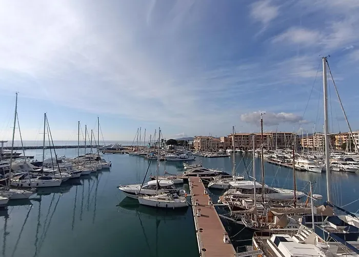 Rive Gauche By Interhome Frejus